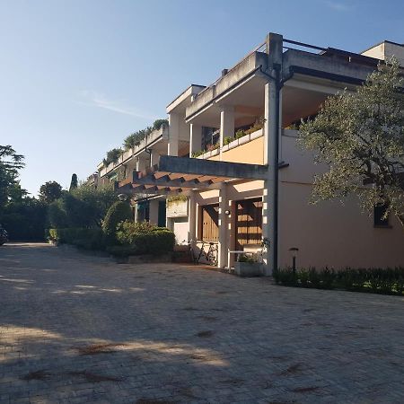 Sirmione Lejlighed Eksteriør billede